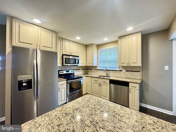446 Maple Street, Warminster PA 18974