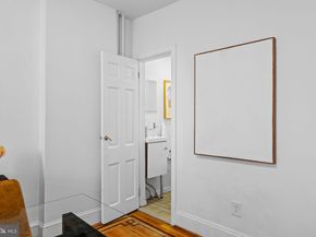 1114 Pierce Street, Philadelphia PA 19148