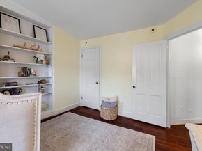 430 S Lee Street S, Alexandria VA 22314