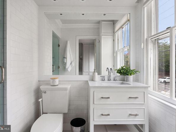 430 S Lee Street S, Alexandria VA 22314