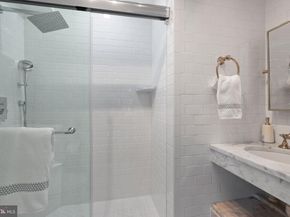 430 S Lee Street S, Alexandria VA 22314