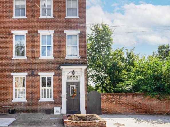 430 S Lee Street S, Alexandria VA 22314
