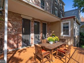 430 S Lee Street S, Alexandria VA 22314