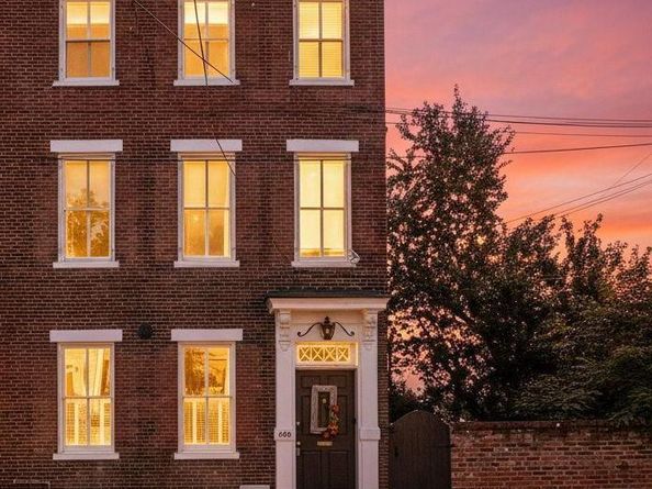 430 S Lee Street S, Alexandria VA 22314