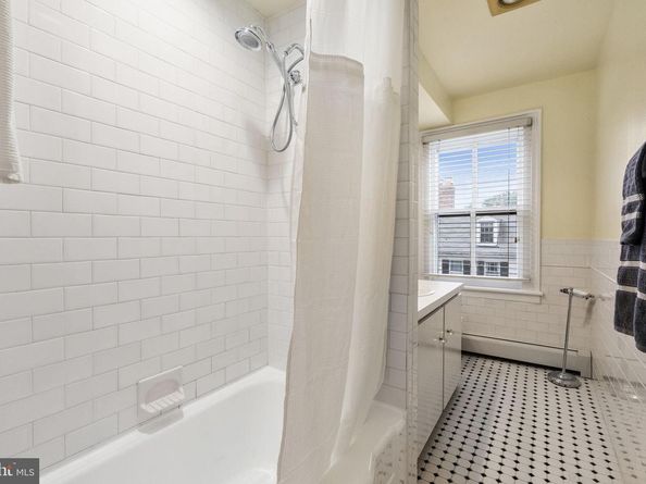 430 S Lee Street S, Alexandria VA 22314