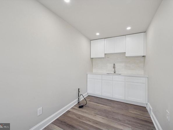 867 Gainsboro Road, Drexel Hill PA 19026