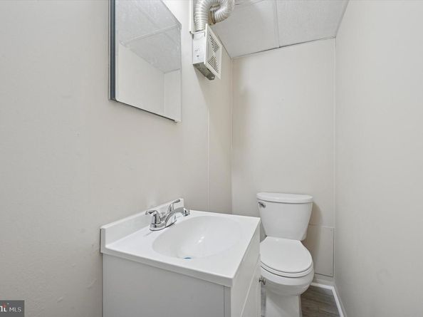 867 Gainsboro Road, Drexel Hill PA 19026