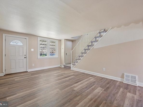 867 Gainsboro Road, Drexel Hill PA 19026