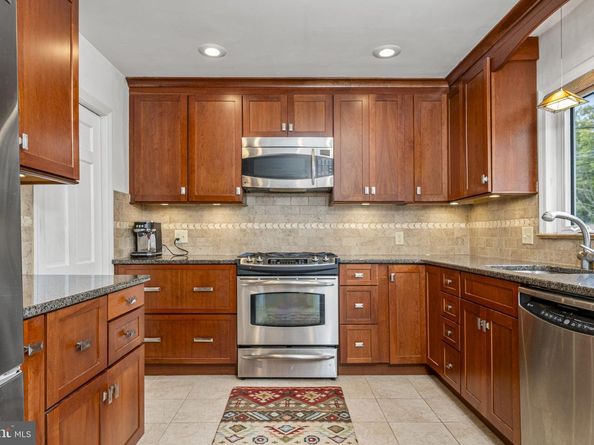 1217 Ormond Avenue, Drexel Hill PA 19026