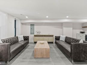 323 10TH Street NE, Washington DC 20002