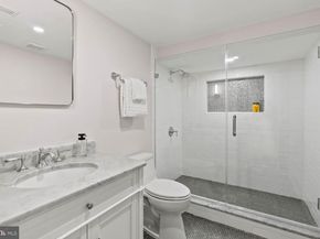 323 10TH Street NE, Washington DC 20002