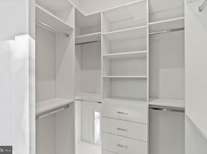 323 10TH Street NE, Washington DC 20002