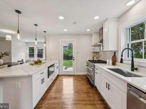 3801 Lorcom Lane N, Arlington VA 22207