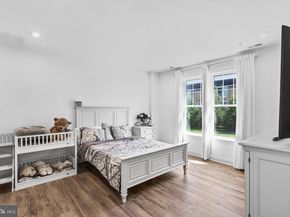 905 Holden Court, Warminster PA 18974