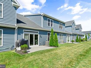 905 Holden Court, Warminster PA 18974