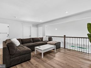 905 Holden Court, Warminster PA 18974