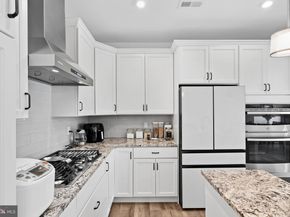 905 Holden Court, Warminster PA 18974