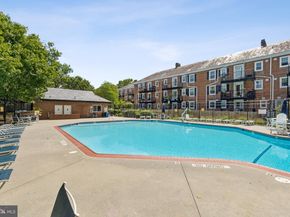 4819 28TH Street S B, Arlington VA 22206