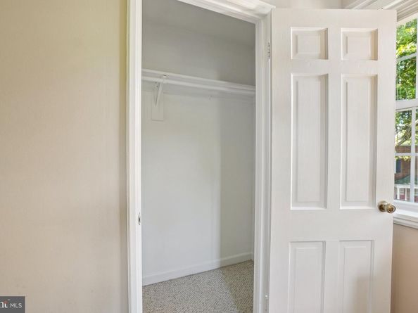 4819 28TH Street S B, Arlington VA 22206
