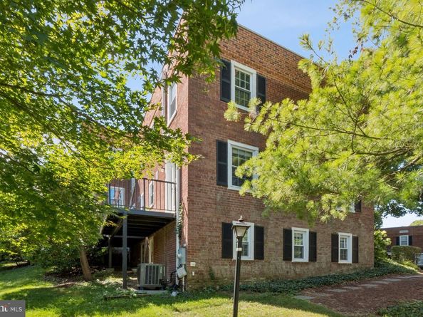 4819 28TH Street S B, Arlington VA 22206