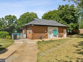 4819 28TH Street S B, Arlington VA 22206