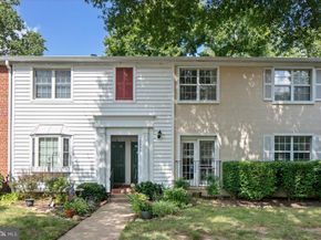 2833 S Wakefield Street C, Arlington VA 22206