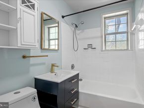 2833 S Wakefield Street C, Arlington VA 22206