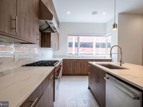106 Sansom Street, Philadelphia PA 19106