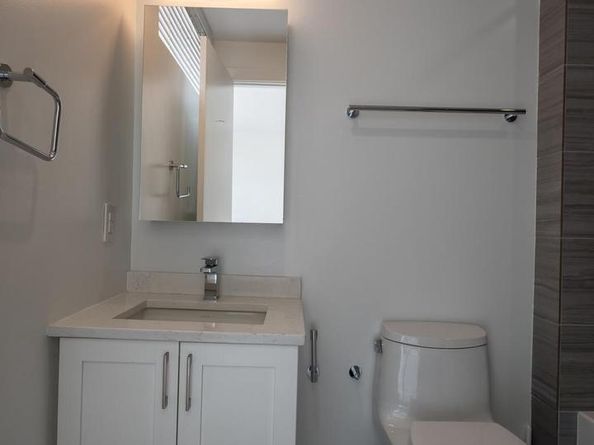 106 Sansom Street, Philadelphia PA 19106