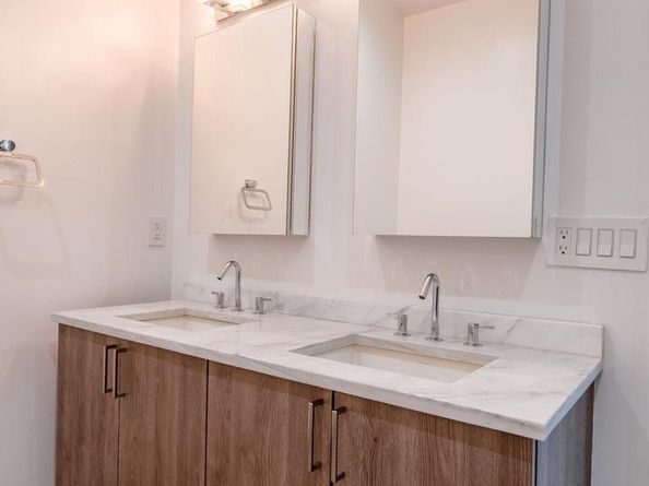 106 Sansom Street, Philadelphia PA 19106