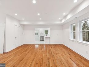 65 Limekiln Pike, Glenside PA 19038