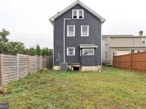 65 Limekiln Pike, Glenside PA 19038