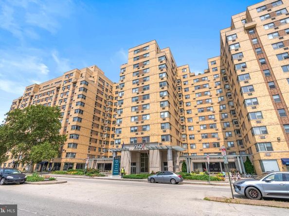 2601 Pennsylvania Avenue 941, Philadelphia PA 19130
