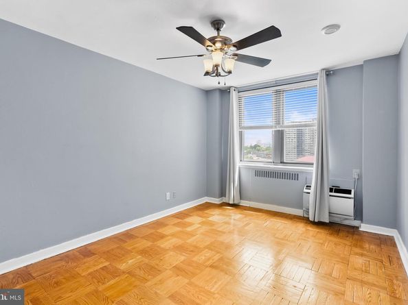 2601 Pennsylvania Avenue 941, Philadelphia PA 19130