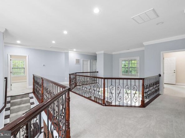 7908 Holmes Run Drive, Falls Church VA 22042
