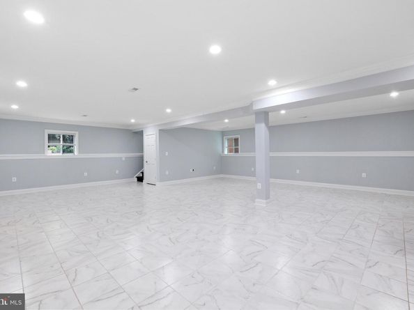 7908 Holmes Run Drive, Falls Church VA 22042