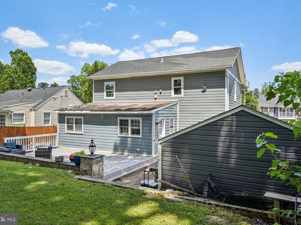 6715 Westcott Road, Falls Church VA 22042