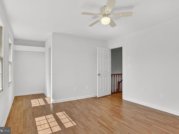 21747 Leatherleaf Circle, Sterling VA 20164