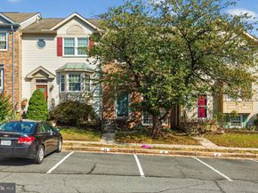 21747 Leatherleaf Circle, Sterling VA 20164
