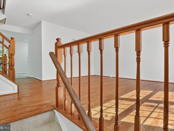 21747 Leatherleaf Circle, Sterling VA 20164