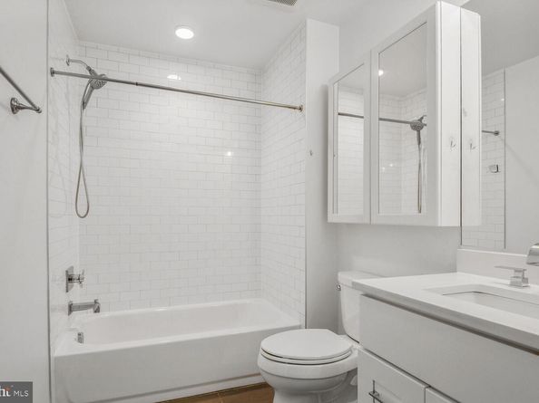 4339 Harrison Street NW 3, Washington DC 20015