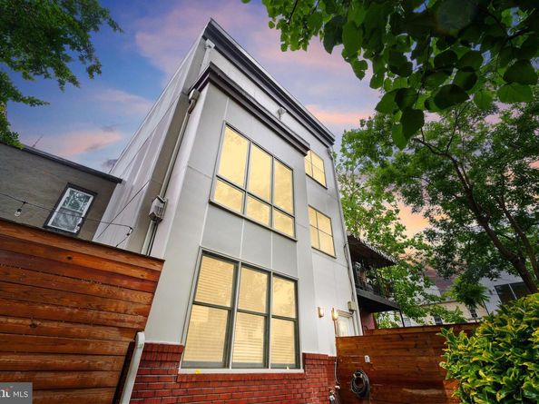 1423 1st Street NW B, Washington DC 20001
