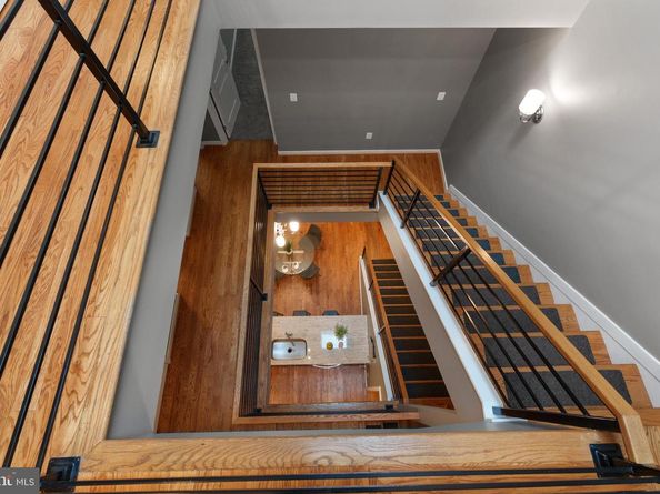 1423 1st Street NW B, Washington DC 20001