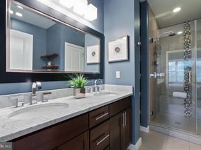 1423 1st Street NW B, Washington DC 20001