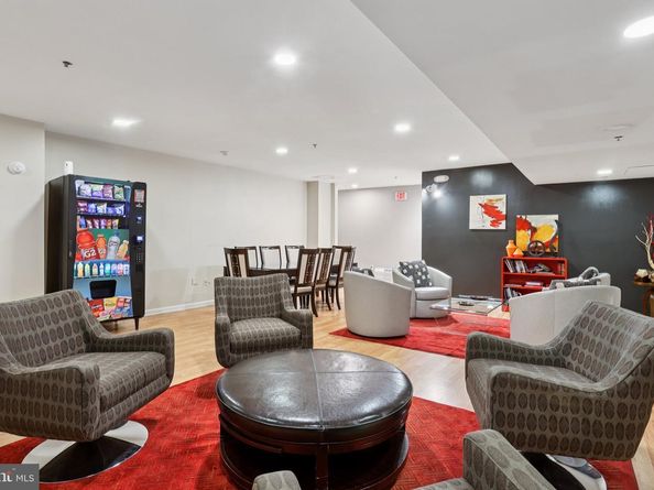 1324 Locust Street 625, Philadelphia PA 19107