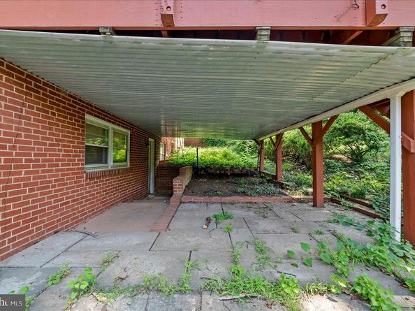 3035 Hazelton Street, Falls Church VA 22044