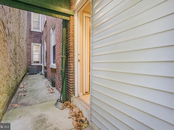 2243 N 15TH Street, Philadelphia PA 19132