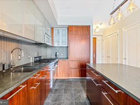 1414 S Penn Square 14E, Philadelphia PA 19102