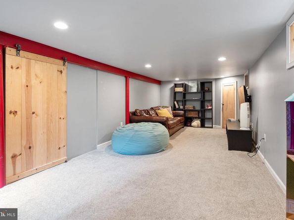 3809 13TH Street S, Arlington VA 22204