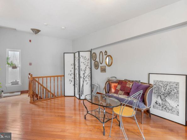 105 S 2nd Street, Philadelphia PA 19106